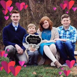 Meet your Posher, Lori